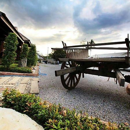 Mon Chantra Otel Chiang Rai Dış mekan fotoğraf